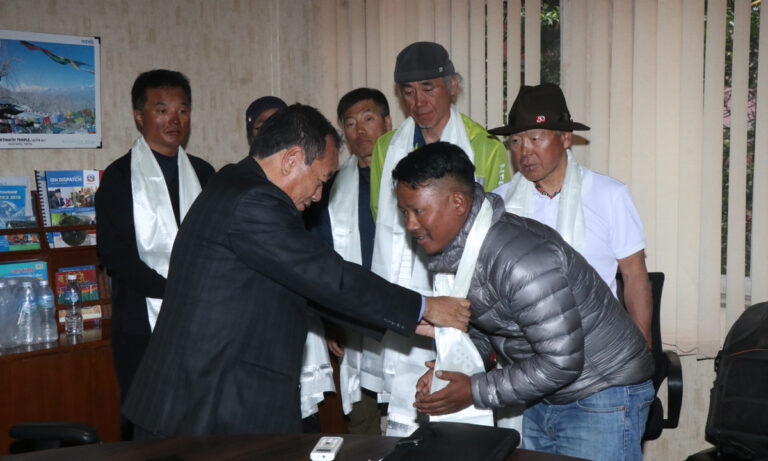Himal Mountaineer