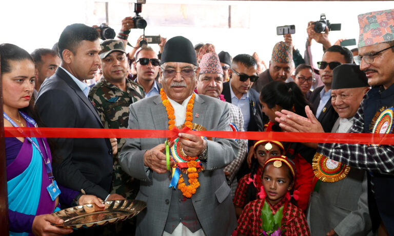 Pm puspa kamal dahal prachand