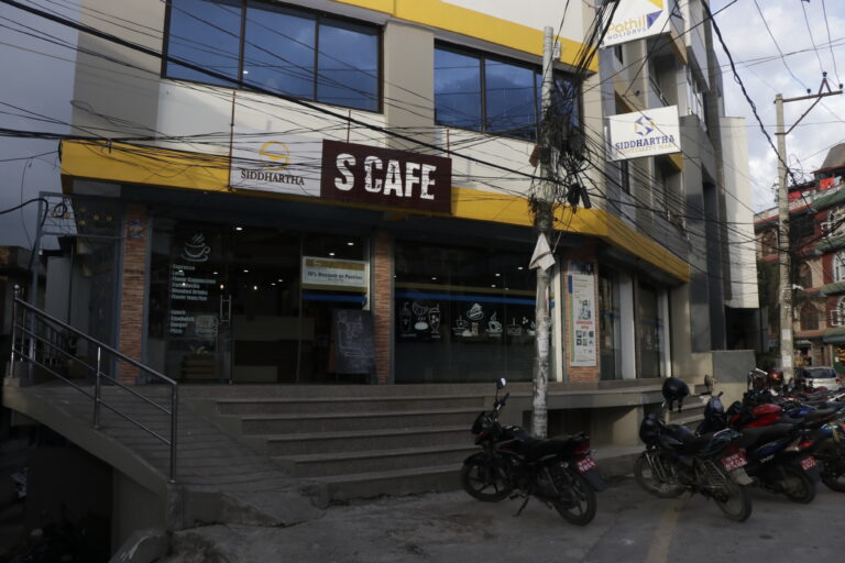 S-CAFE_Building_Tinkune_ktm_photo-p.k-3