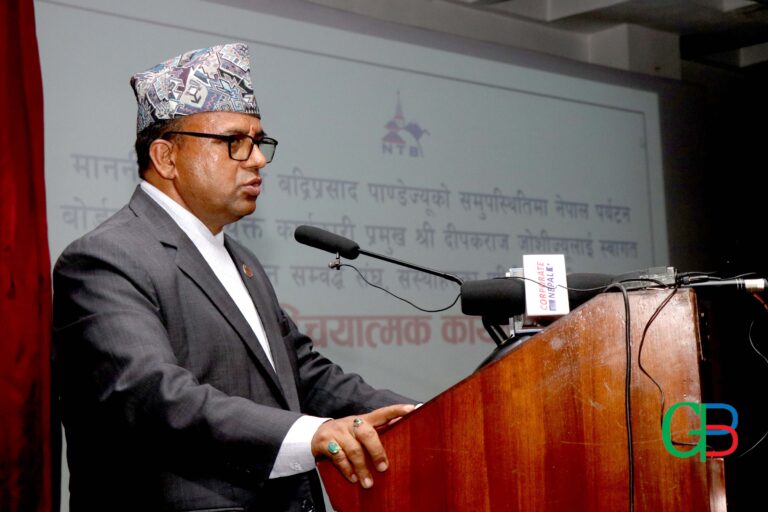 Badri-pandeyministerTourism-culture-and-civil-aviation-11