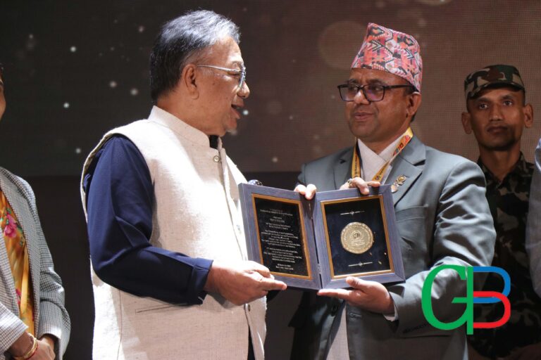Badri-prasad-pandey_tourism-minister_-karna-shakya_pata_award-2024-8