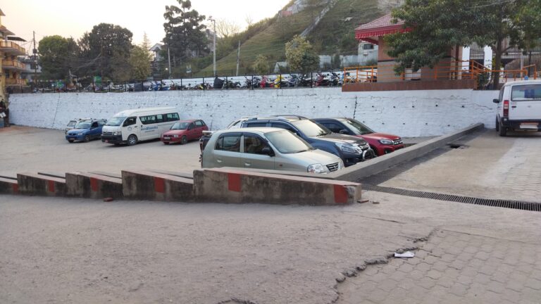 Nepal-medical-Collagenmc_parking1
