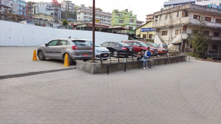 Nepal-medical-Collagenmc_parking3