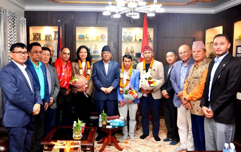 Palesha-Gobardhanbronze-medal-winer-in-paralympic-4