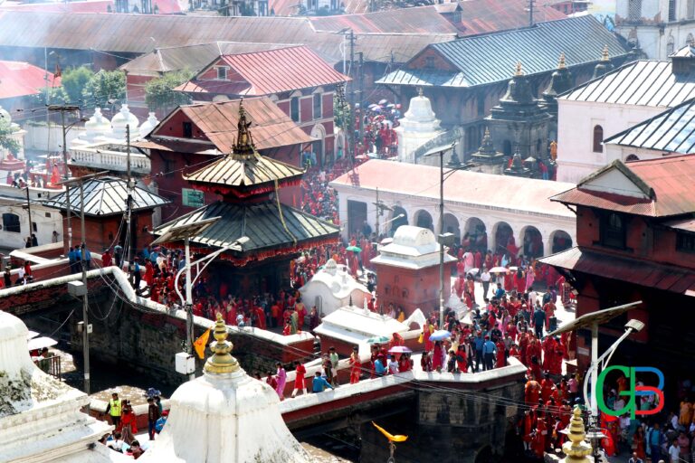 Pashupati-Temple_teej-festivel-6