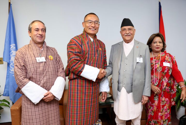 Pm-kp-sharm-oli-meet-pm-bhutan-2