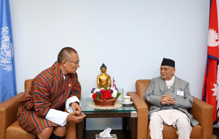 Pm-kp-sharm-oli-meet-pm-bhutan-3