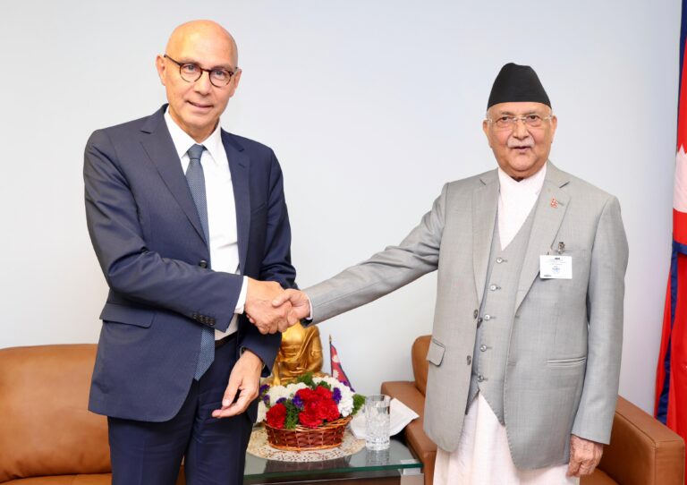 Pm-kp-sharma-oli_meet_-3