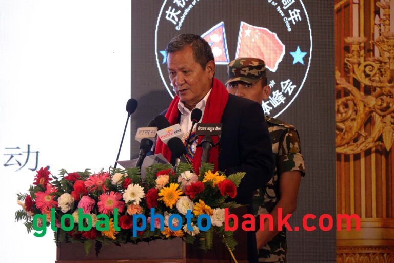 Prithibi-subba-gurun_minister-of-communication-7