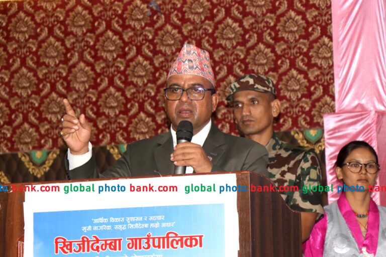 Badri-prasad-pandey_tourism-minister-2