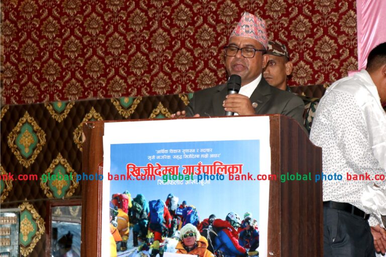 Badri-prasad-pandey_tourism-minister-5