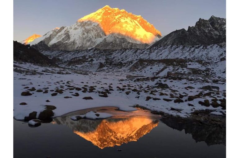 Mount-nuptse-height-7861m-solukhumbu-district-1