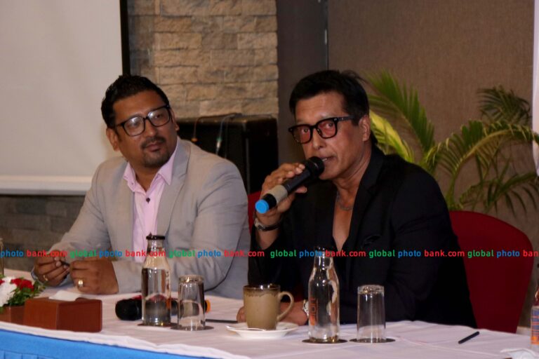 Rajesh-Hamal_artist_great-Actor-4