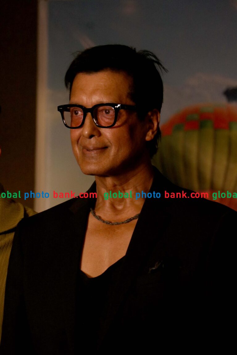 Rajesh-Hamal_artist_great-Actor-9