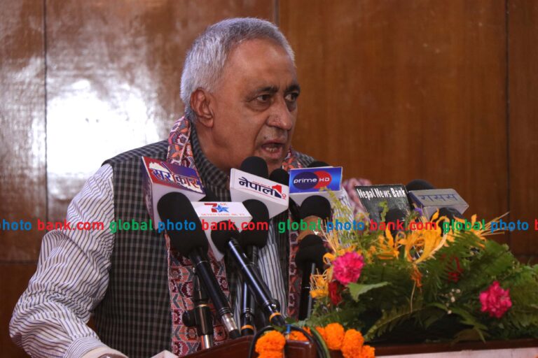 chandra-bhandari_samshad_leader-1