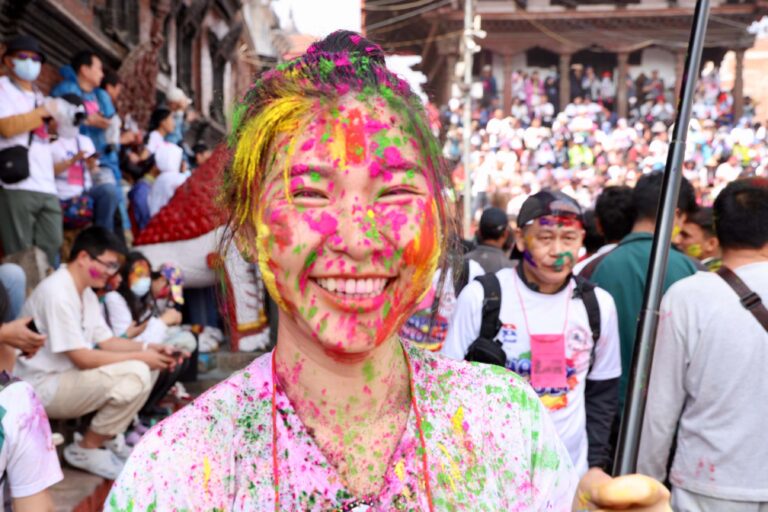 holi