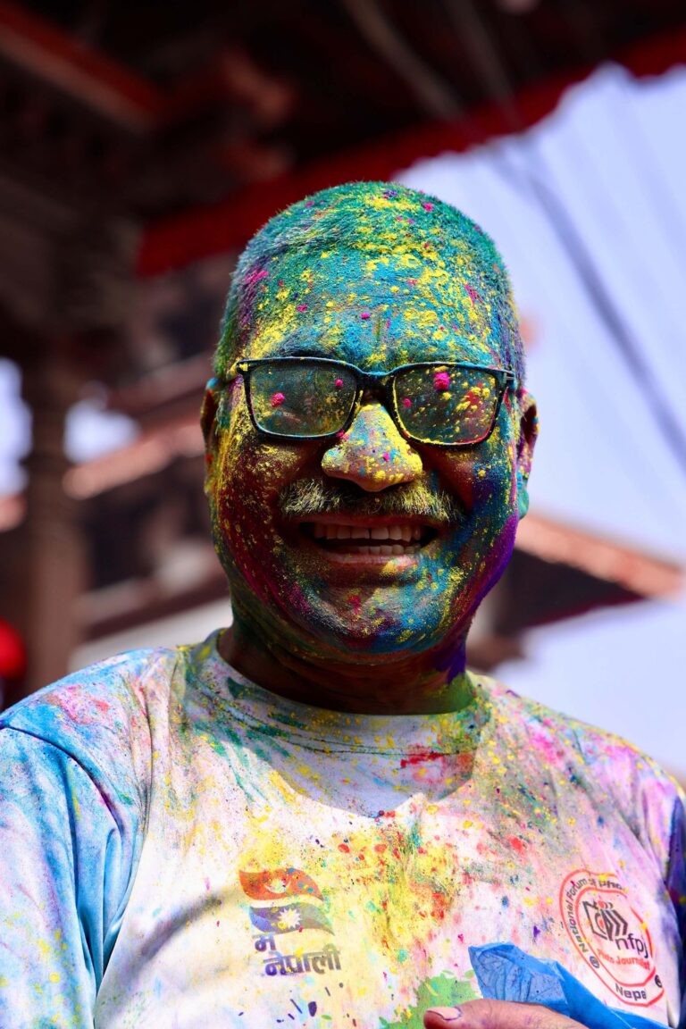 holi