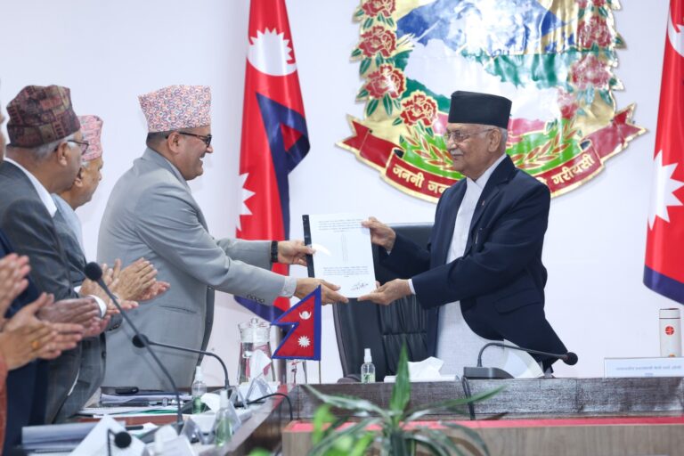 Meeting of the Medical Education Commission with pm k.p sharma oli (2)