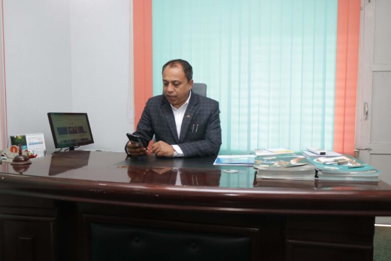 Purusottam Maharjan campus chief of  st lawrence college (2)