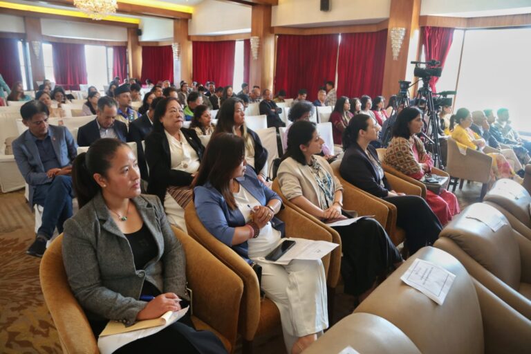 Women tourism  (1)