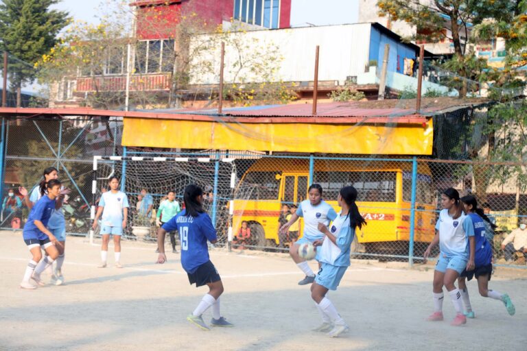 women 7side  football (12)