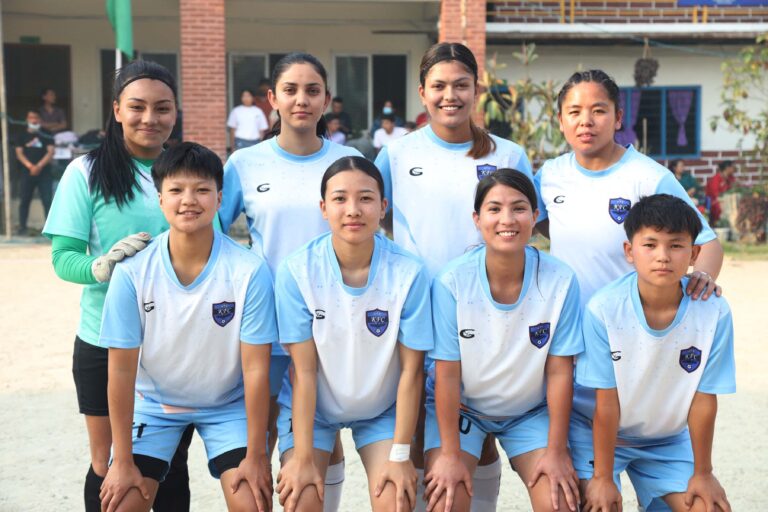 women 7side  football (14)