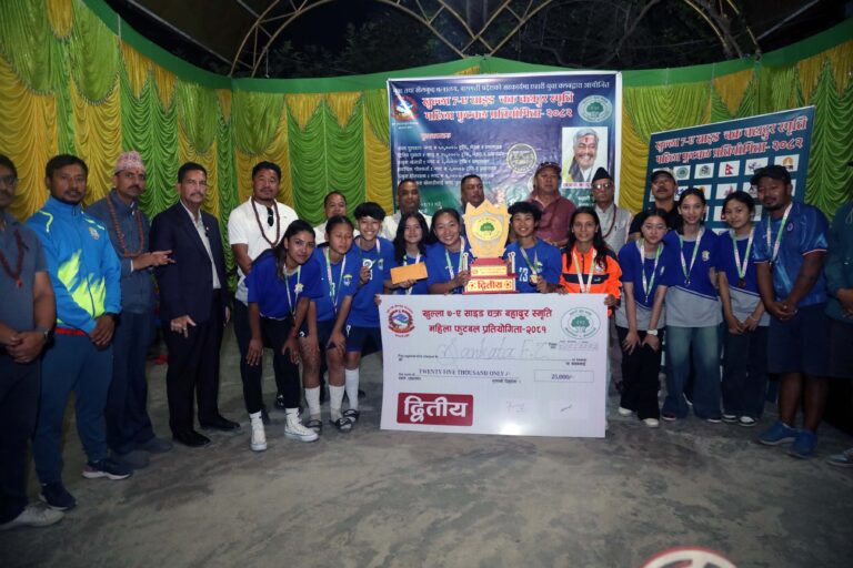 women 7side  football (5)