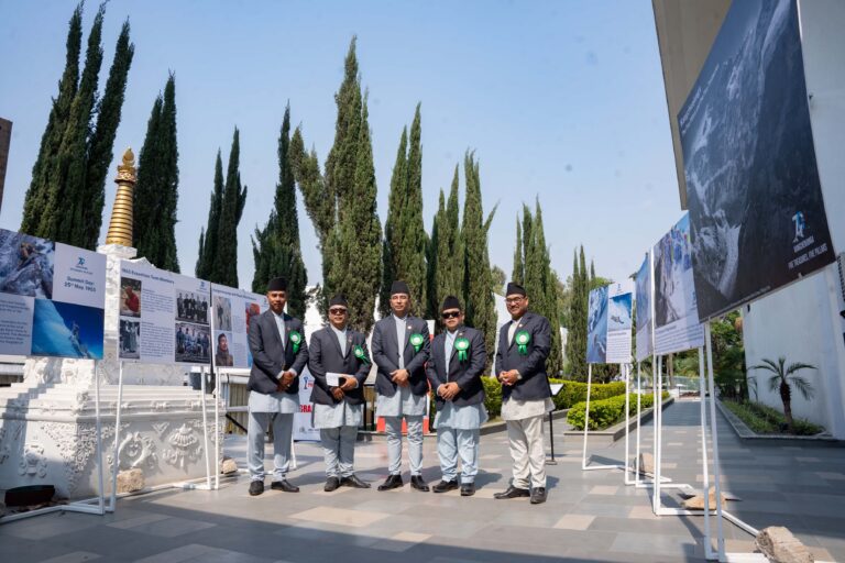 Kangchenjunga photo exabition