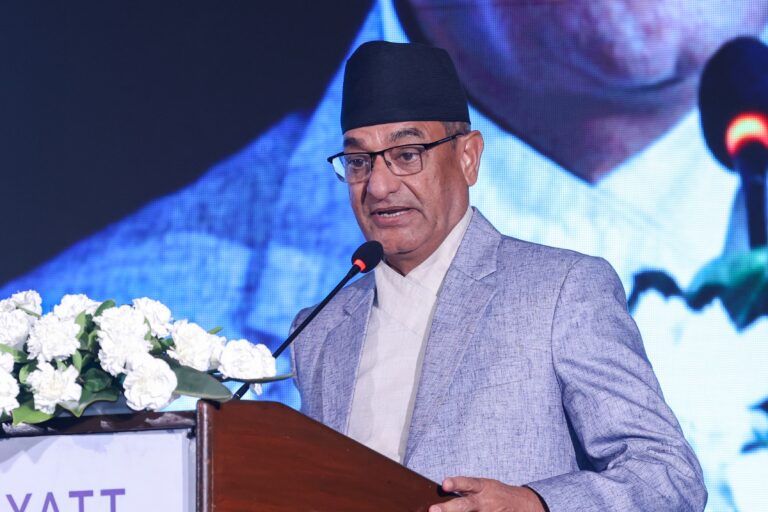 Ramesh lekhak