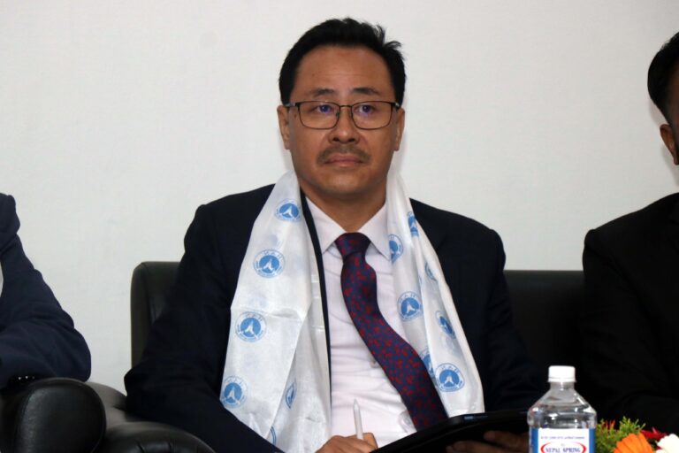 damber sunuwar