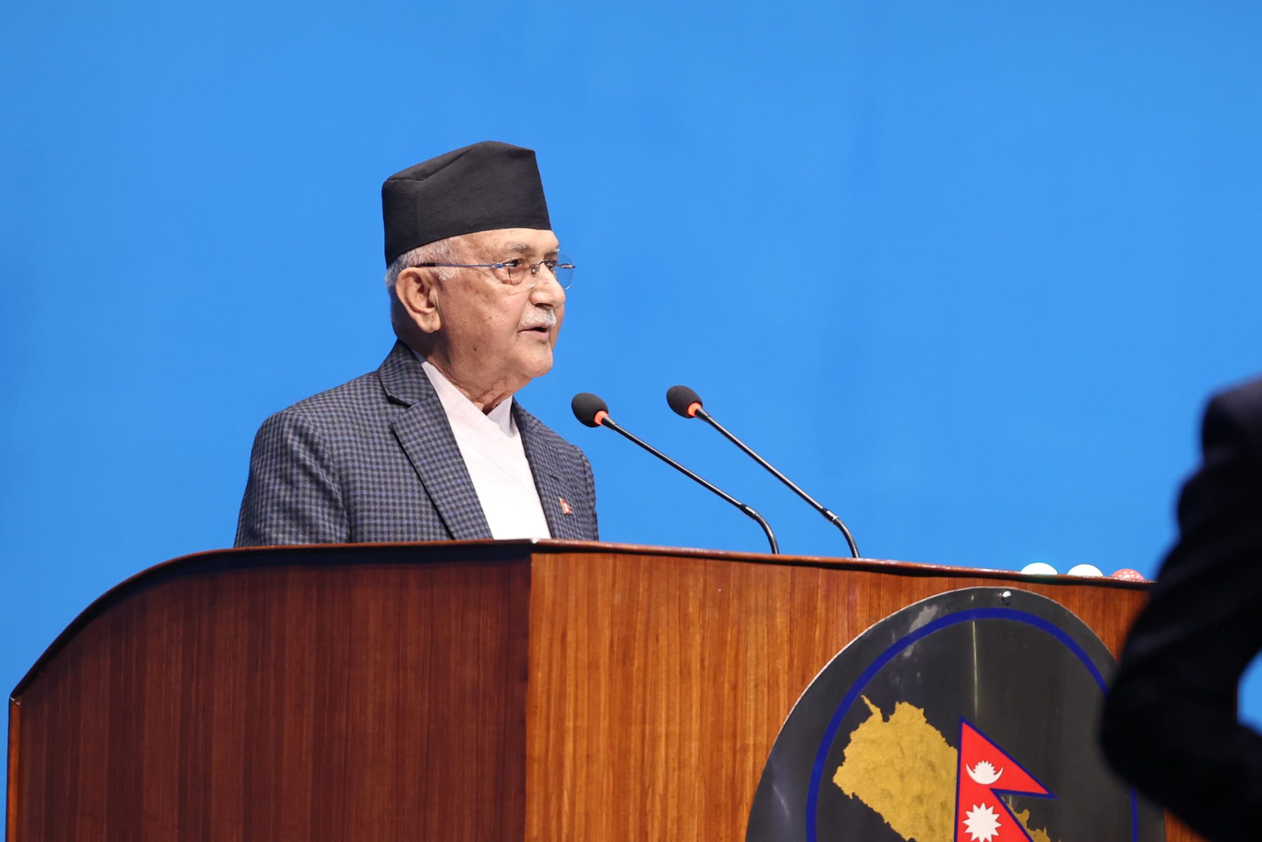 प्रधानमन्त्रीबाट संघीय संसद भवनमा प्रतिनिधिसभालाई सम्बोधन गर्दै